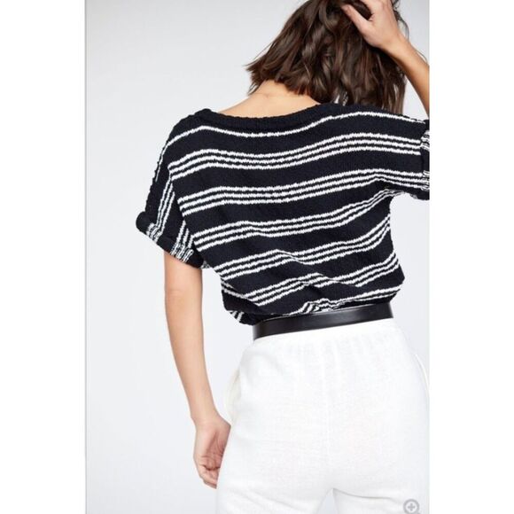 Callahan Black and White Striped Knit Top Size Medium - Picture 3 of 7